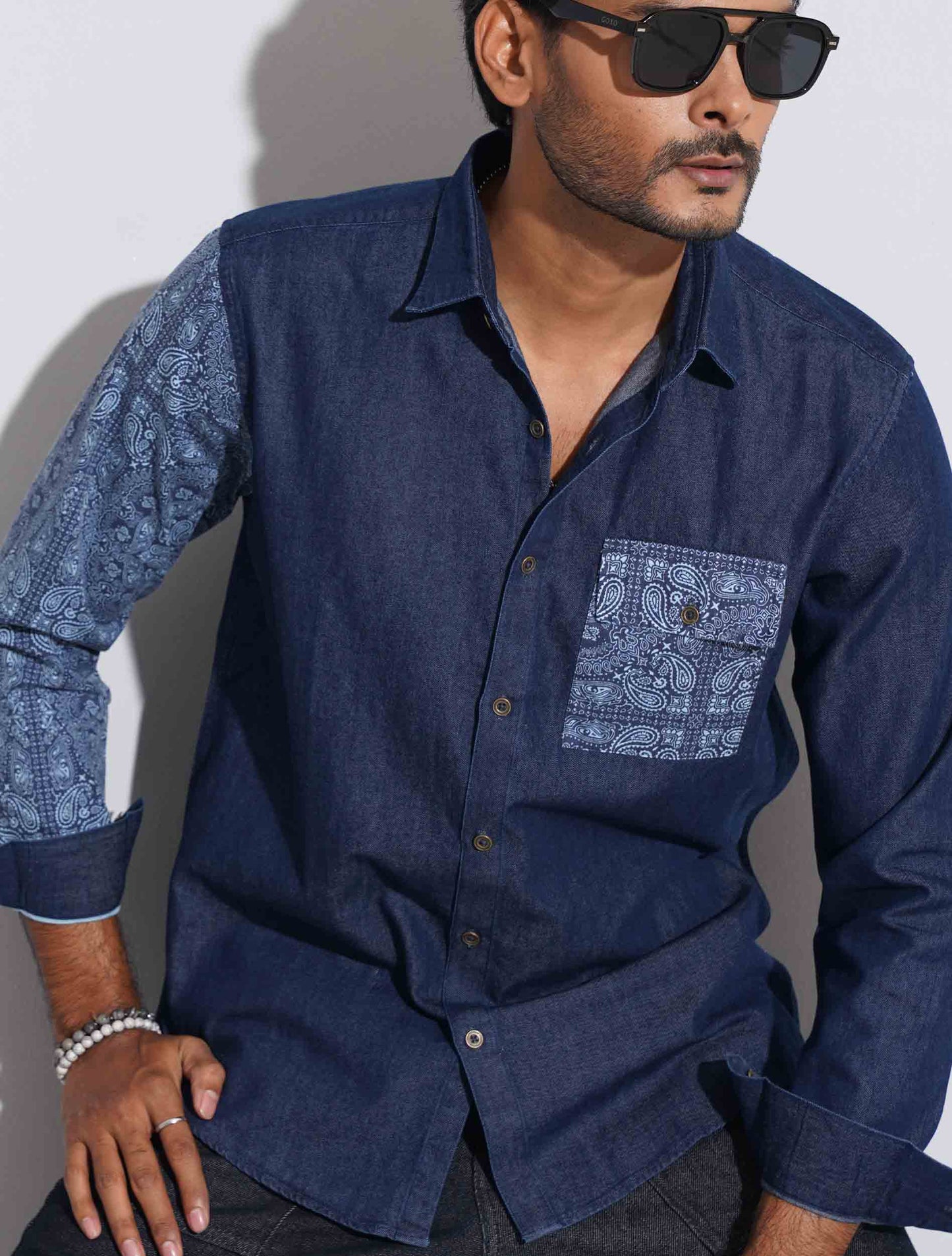 Blue pocket and hand contrast printed denim full sleeve shirt