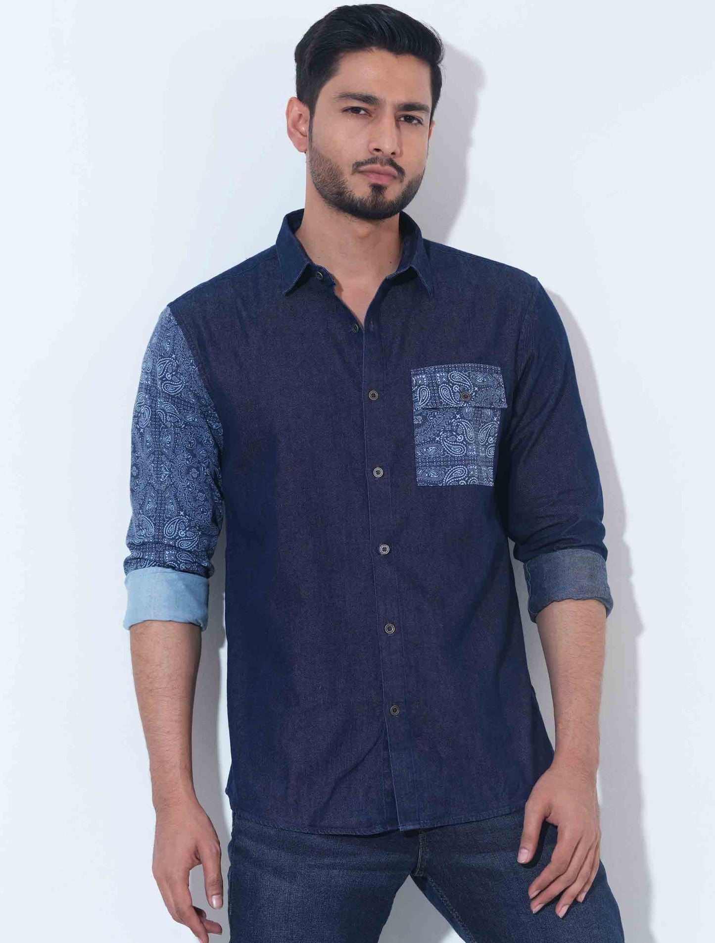 Blue pocket and hand contrast printed denim full sleeve shirt