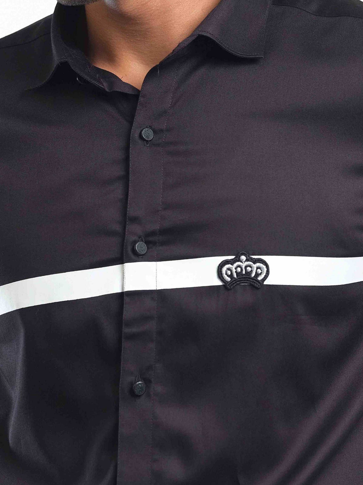 Black chest crown printed shirt