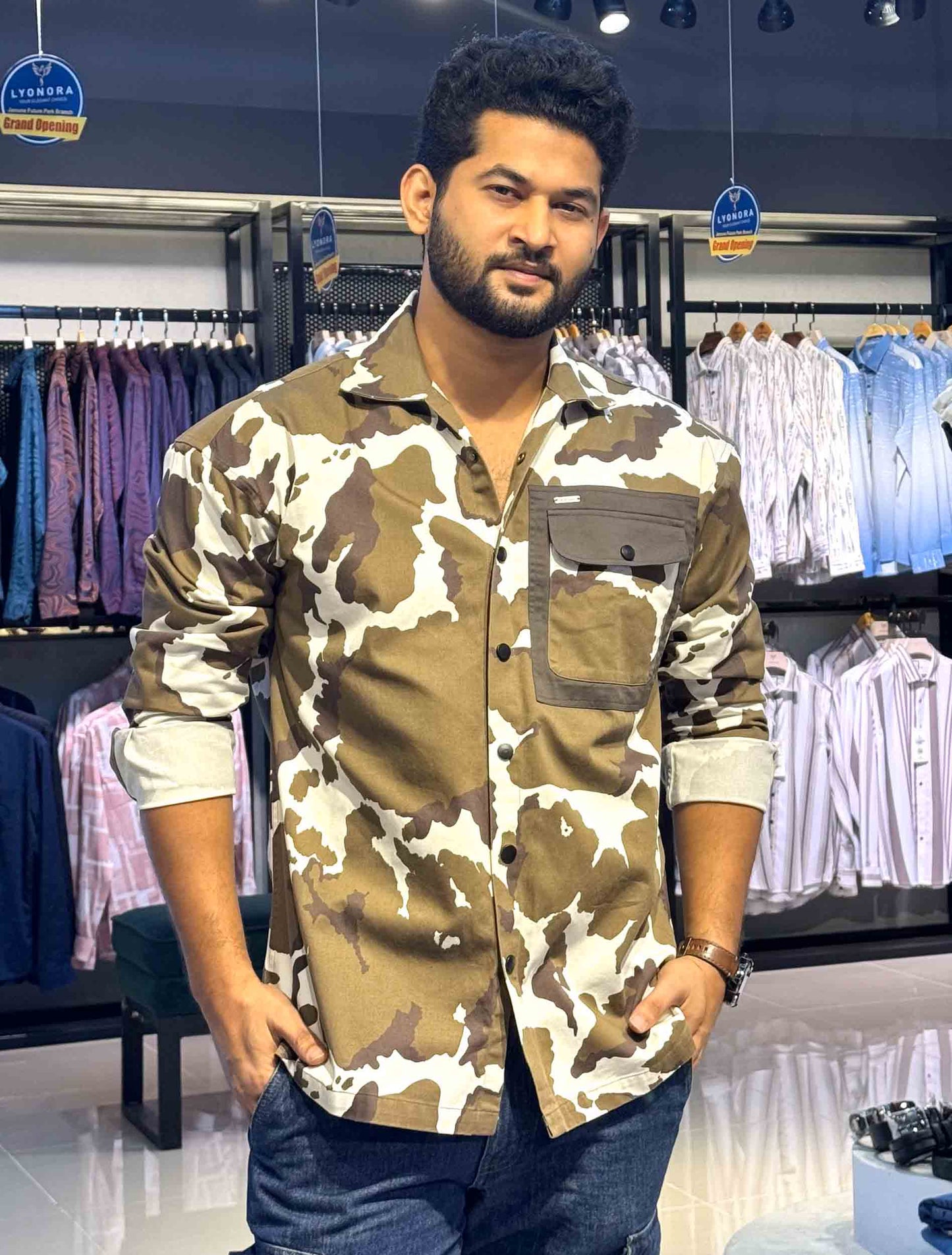 White - coffee camo printed shacket