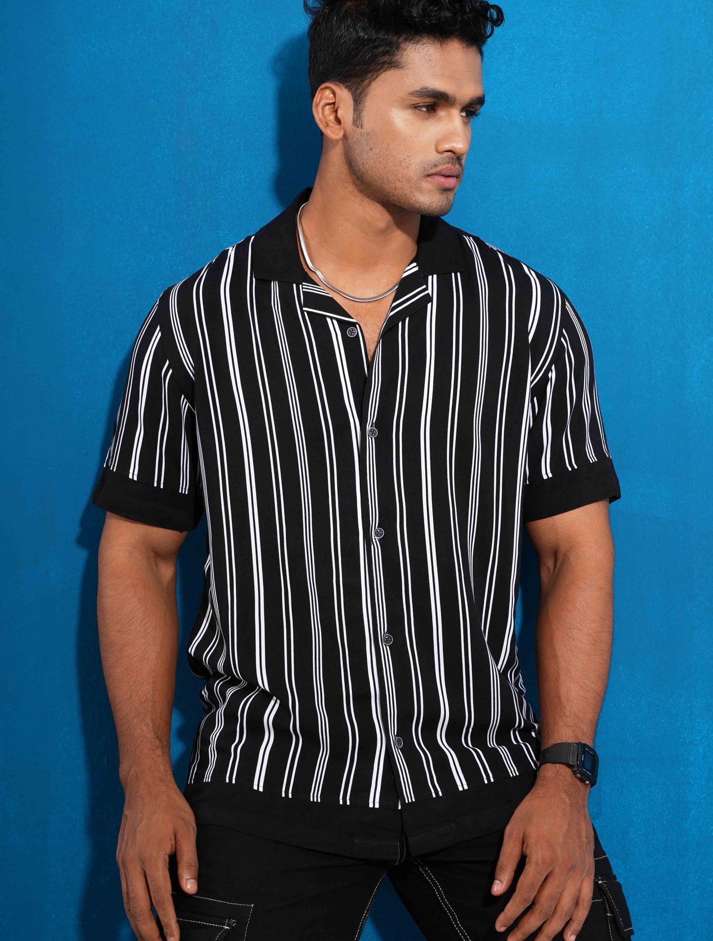 Black stripe collar contrast havana shirt