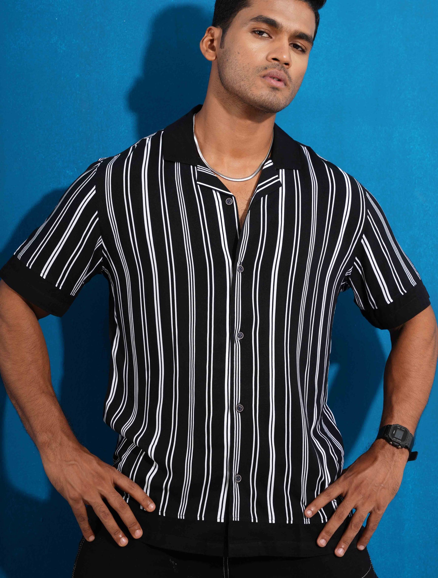 Black stripe collar contrast havana shirt