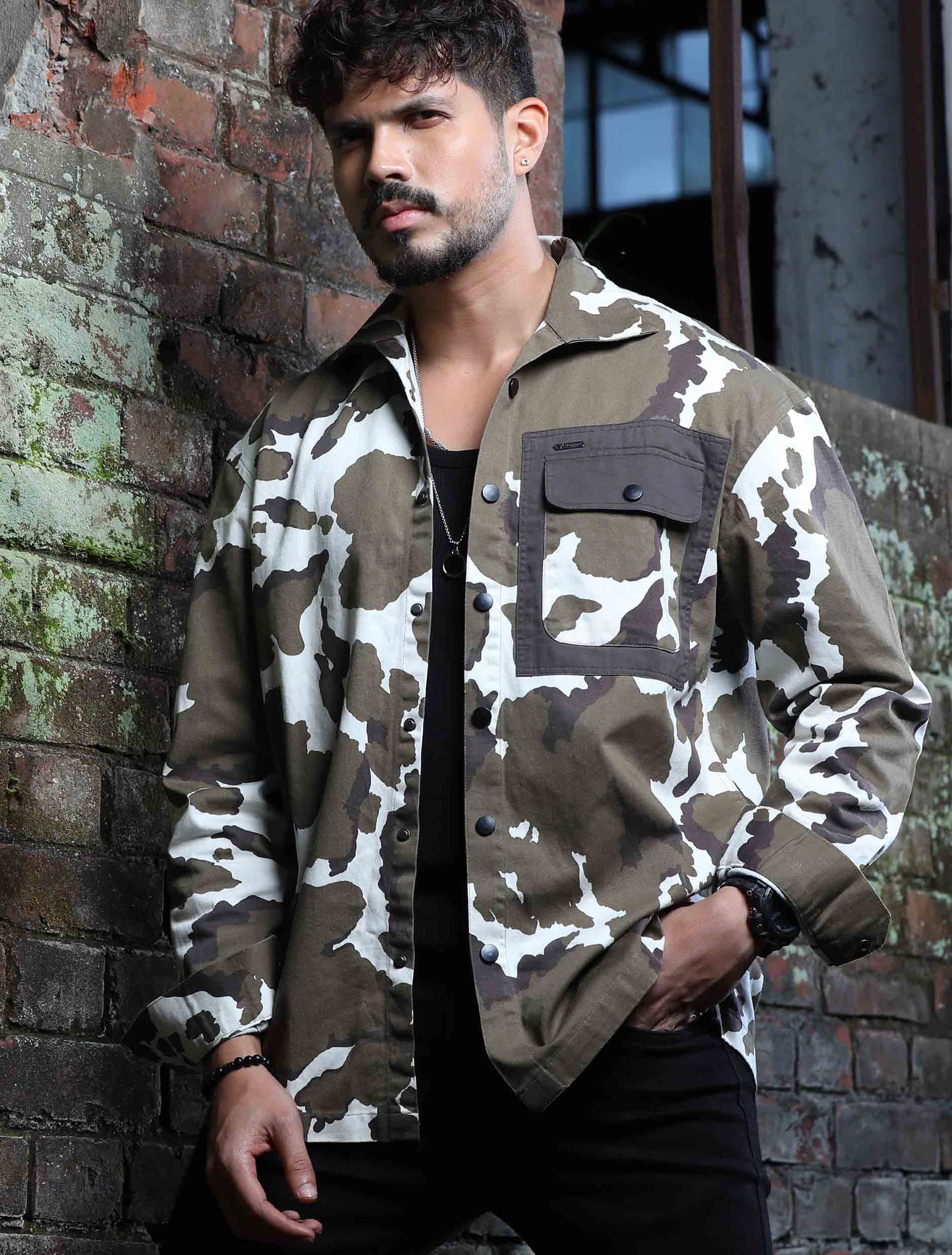 White - coffee camo printed shacket