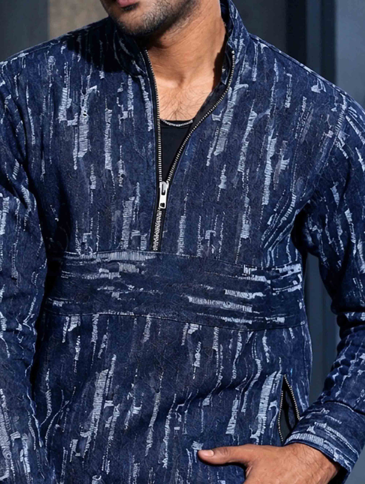 Blue denim Scratched half zipper jacket