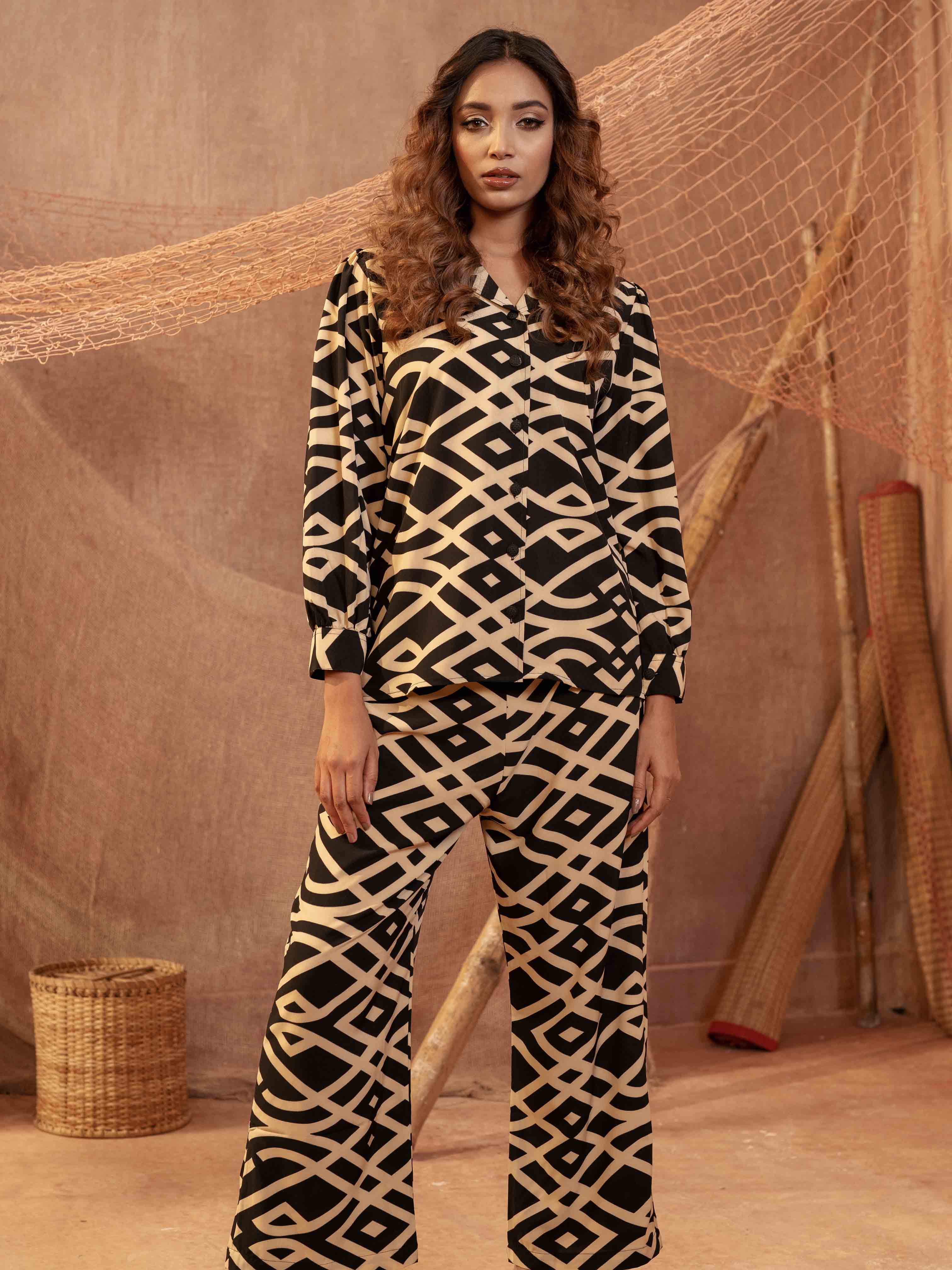 Black cream Abstract printed Female Co-Ord set