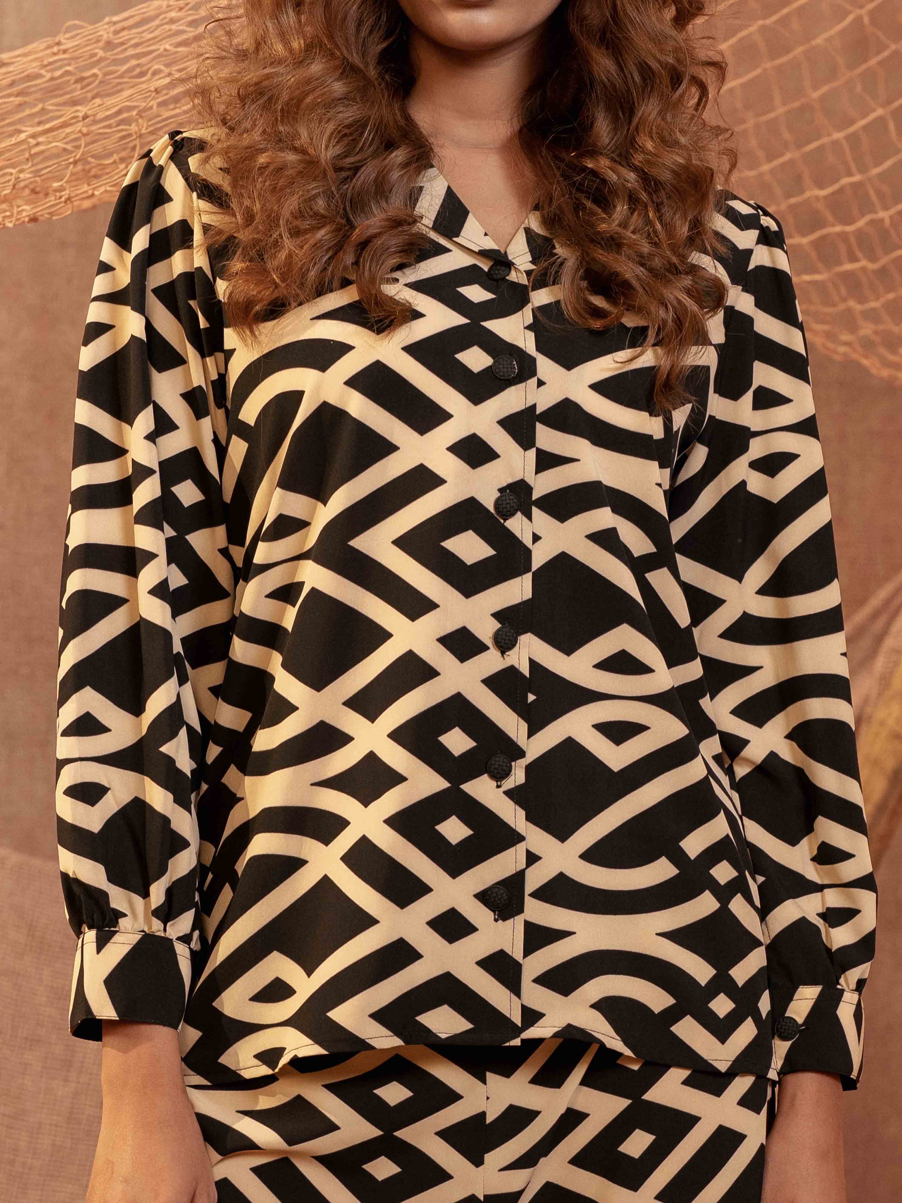 Black cream Abstract printed Female Co-Ord set