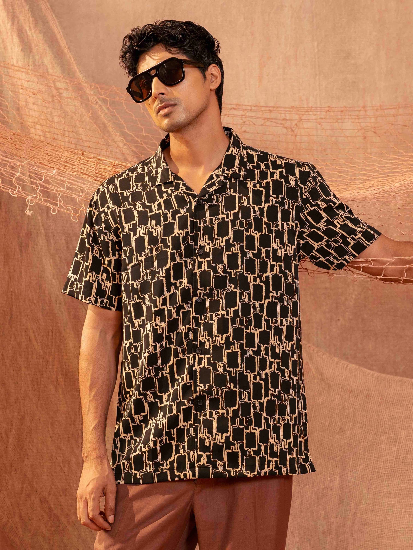 Black Cream chain printed Havana shirt