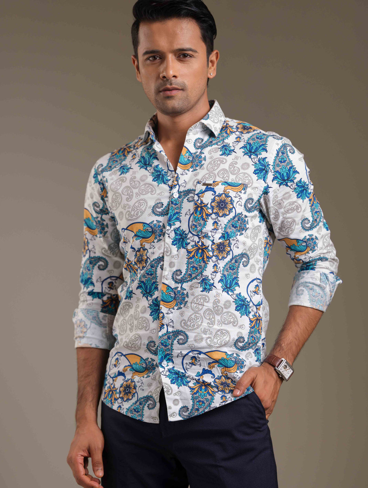 White printed casual shirt