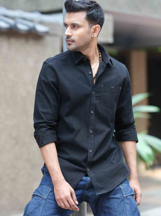 Black single pocket twill full sleeve shirt