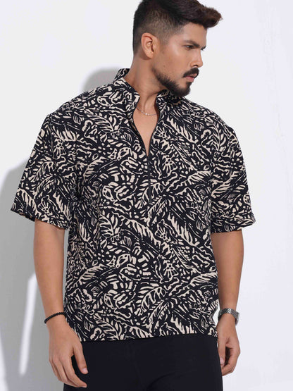 Black Cream Zipper design drop-shoulder half shirt