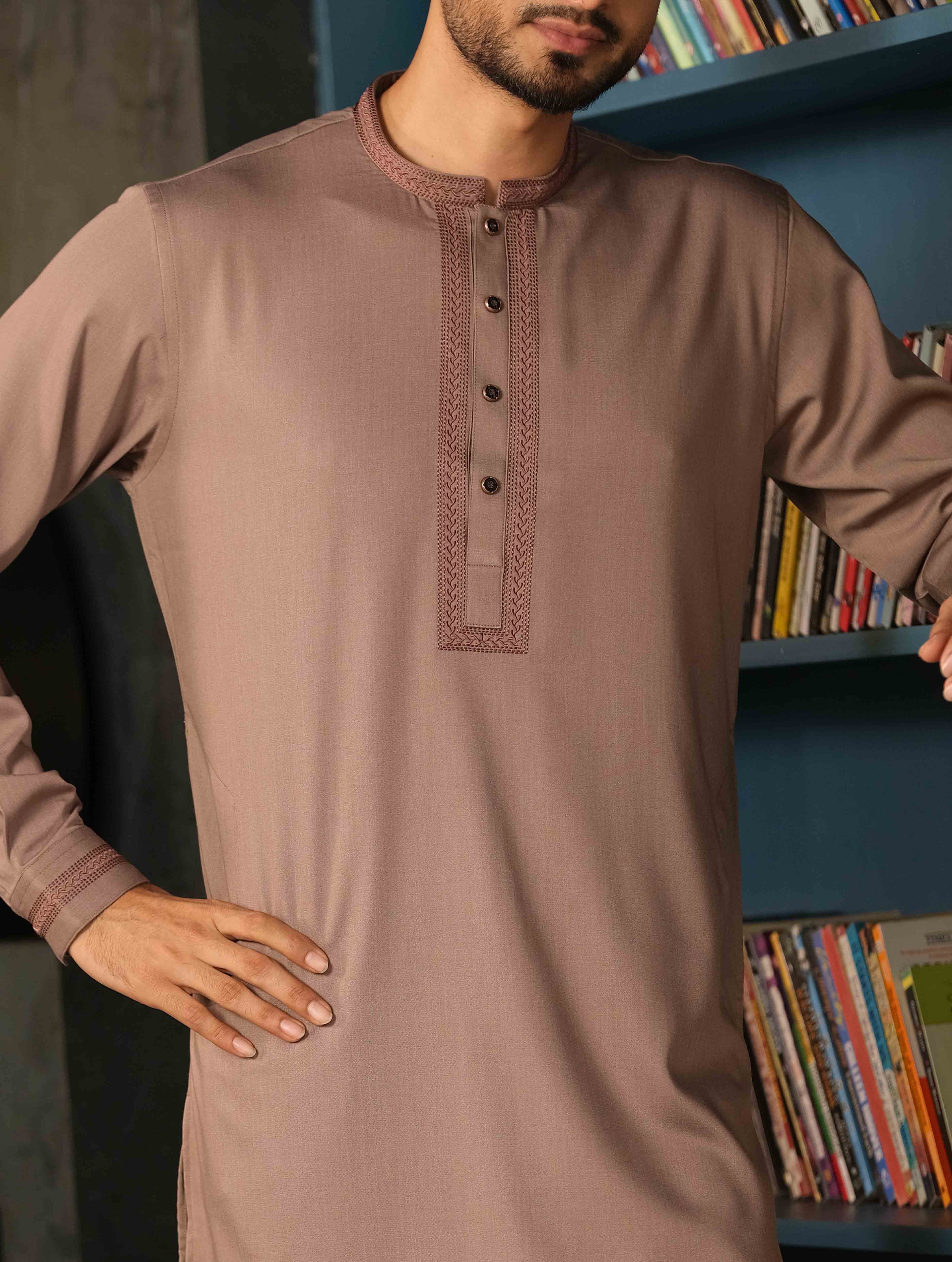 Almond Brown Luxury Kabli Set