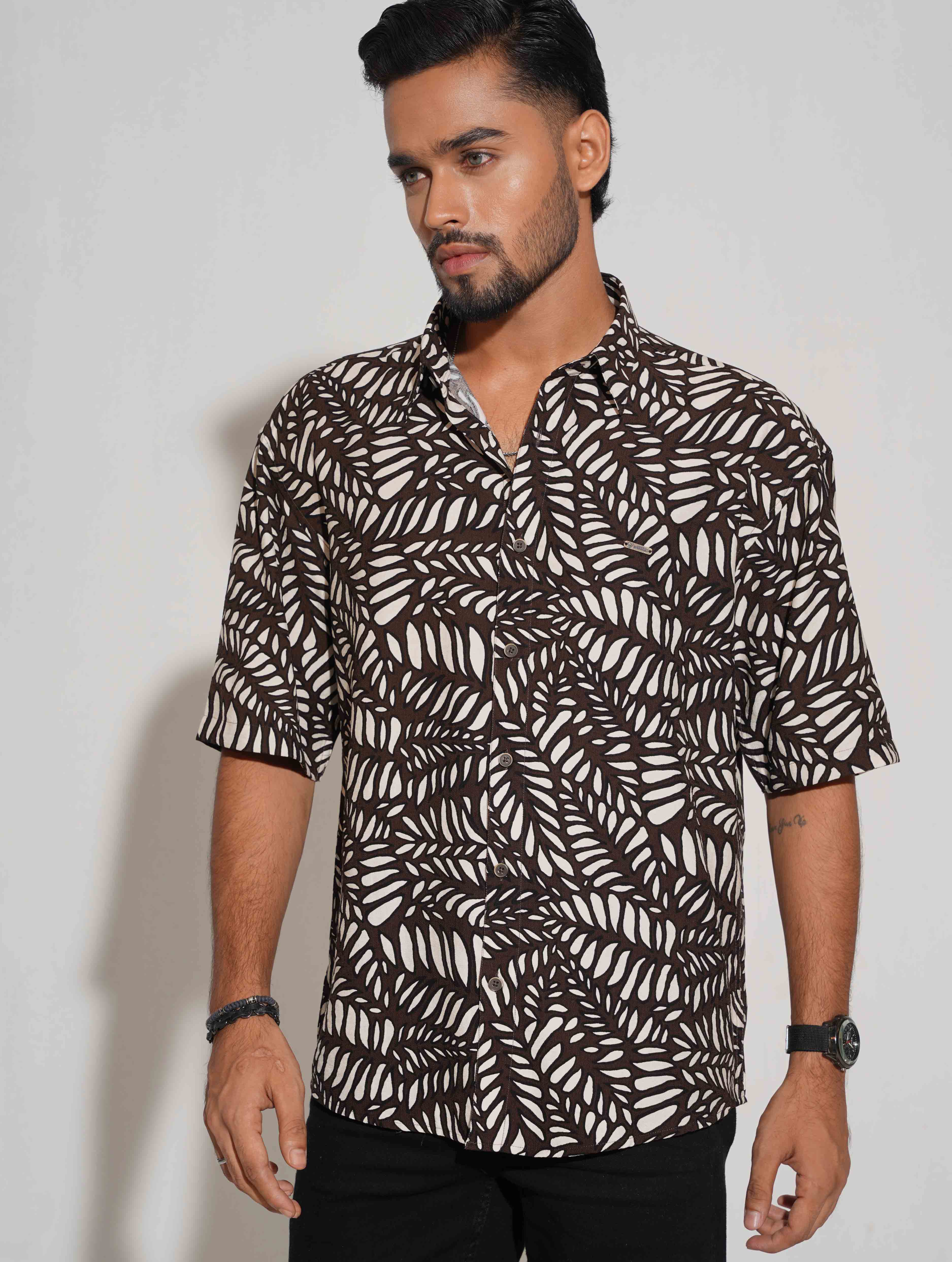 Coffee leaf printed drop shoulder shirt