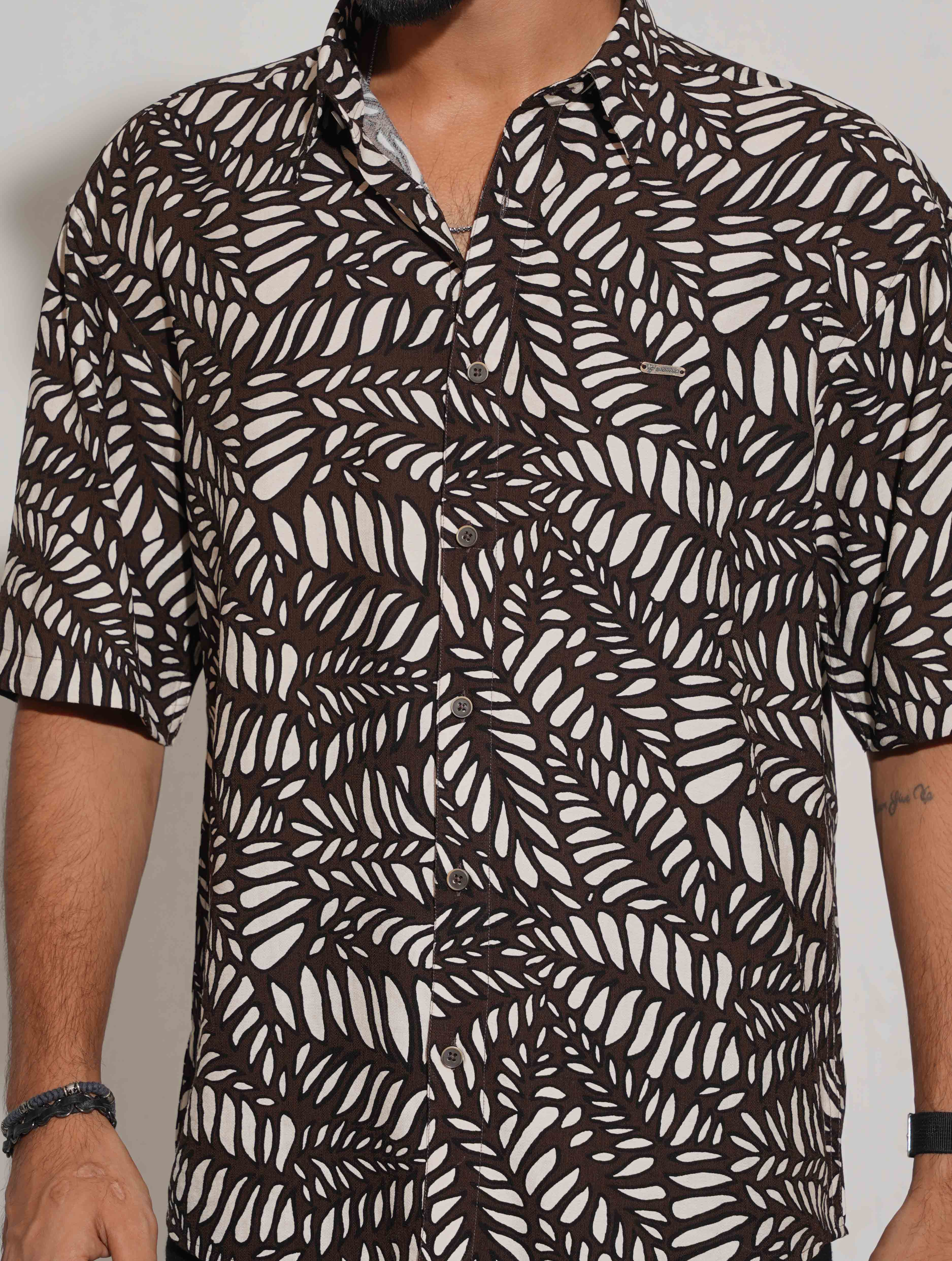 Coffee leaf printed drop shoulder shirt