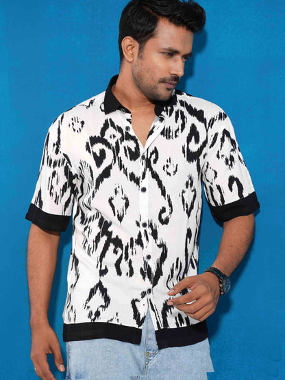 White and black scroll damask printed drop shoulder shirt