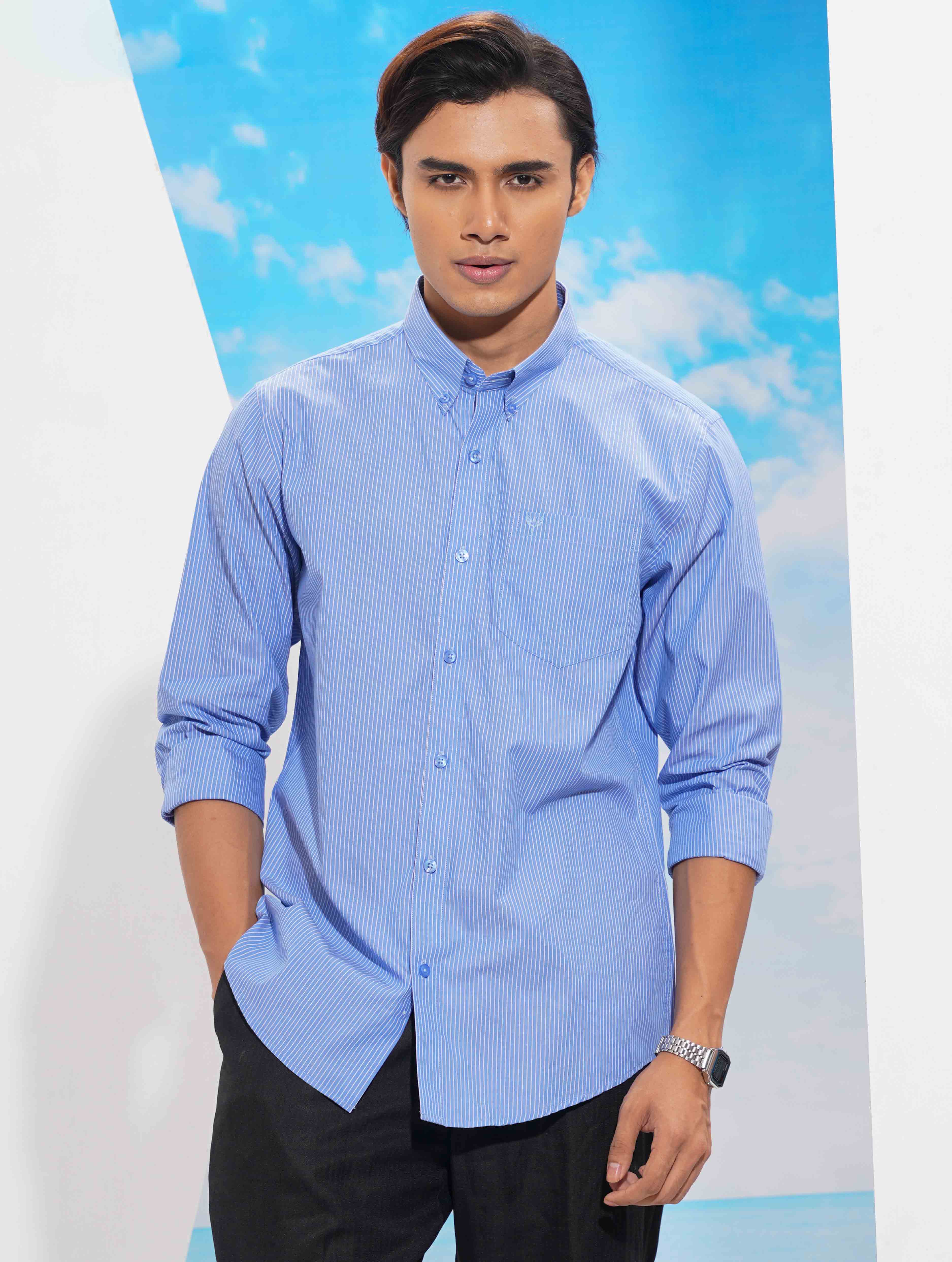 Sky blue stripe collar button formal shirt