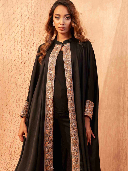 Black karchupi design female abaya